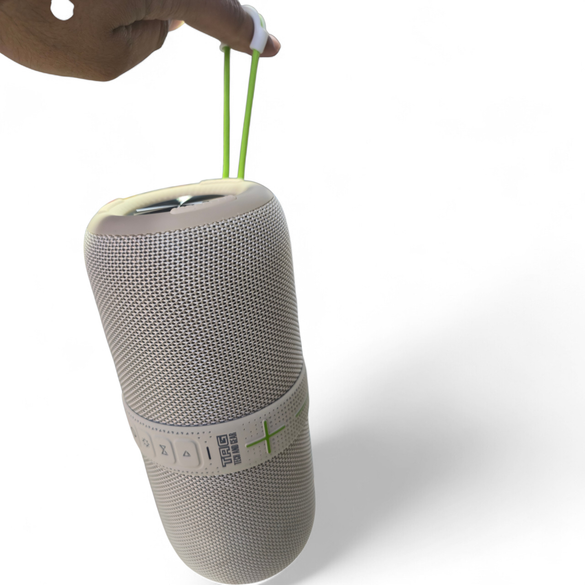 Tag Duubi Marvel 40-watt Bluetooth Speaker White