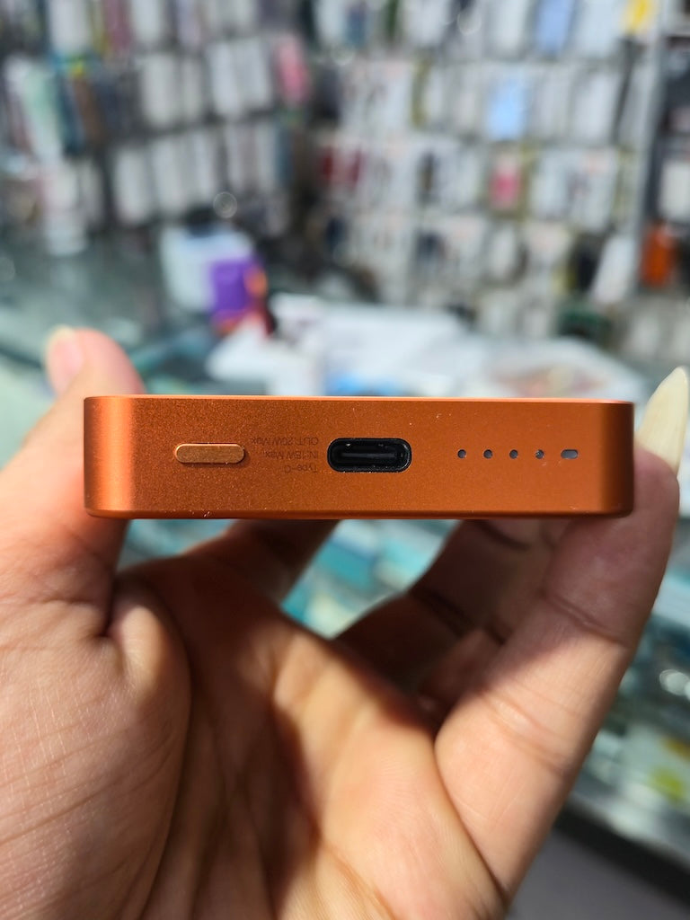 RECCI Magnetic Fast Charging Power Bank 10000mAh