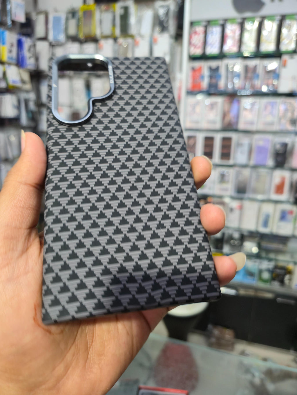 Dulero Premium Pattern Back Cover (Grey Geometric Design)