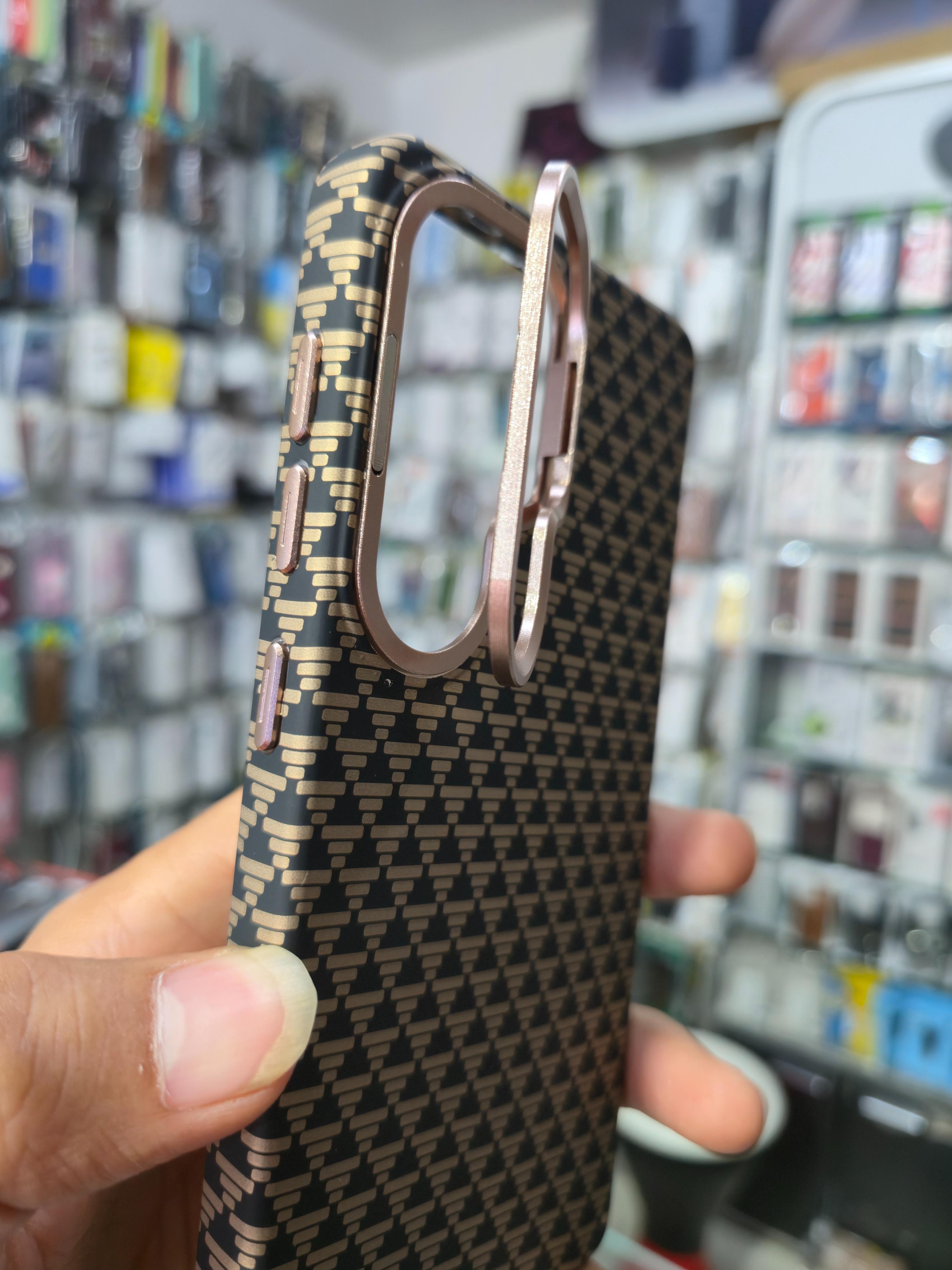 Dulero Premium Pattern Back Cover (Black & Gold Design)