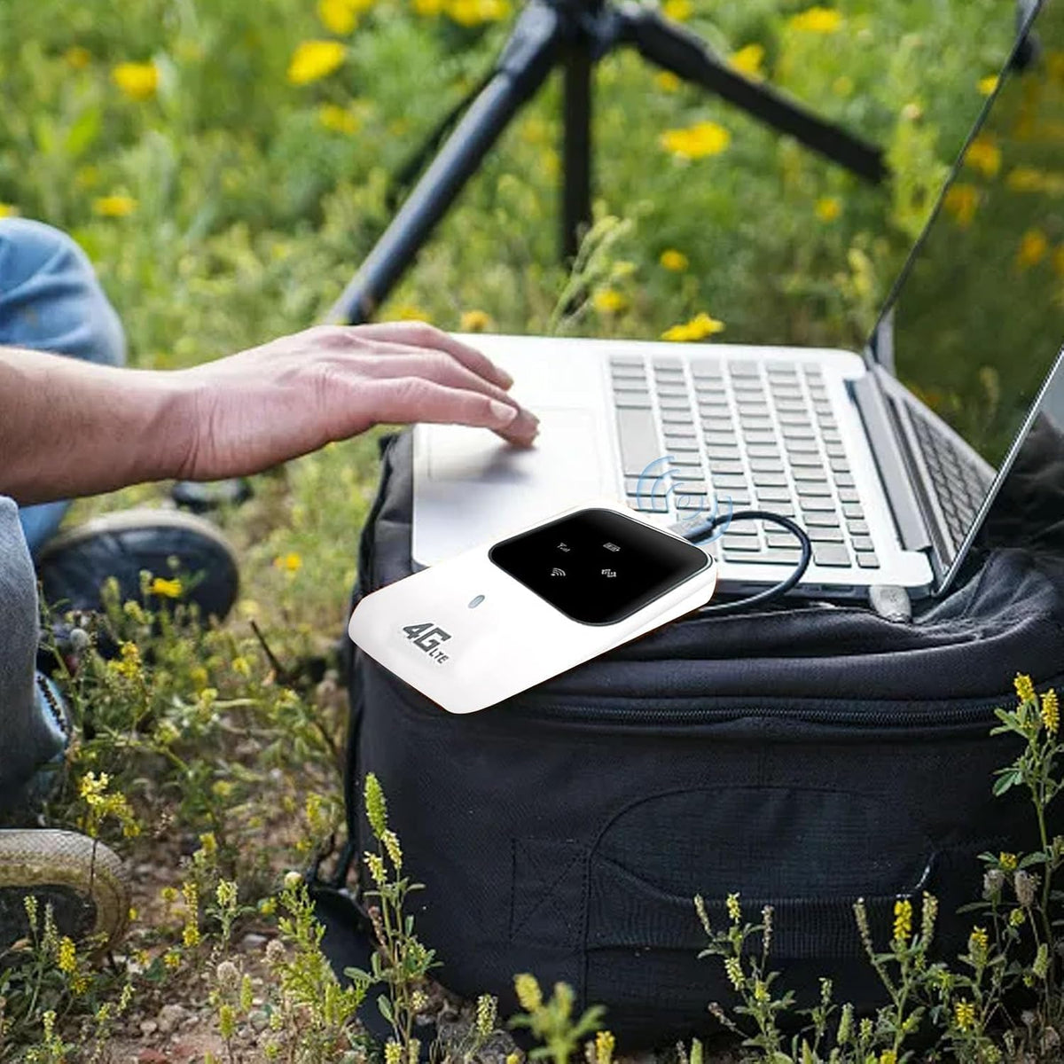 Portable WiFi Router, 4G/LTE, 150 Mbps, 2400 mAh Battery