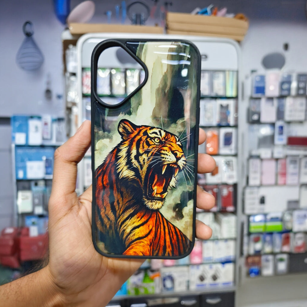 Premium Glossy Tiger Art Printed Hard Back Case – Scratch Resistant| Protective Cover