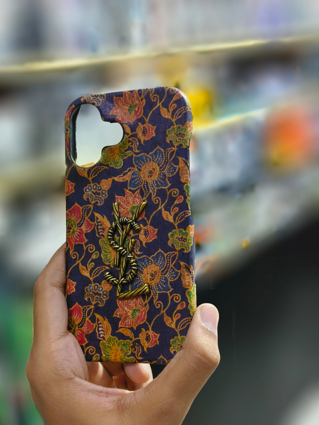 Luxury Floral 3D Metal Logo Designer Case